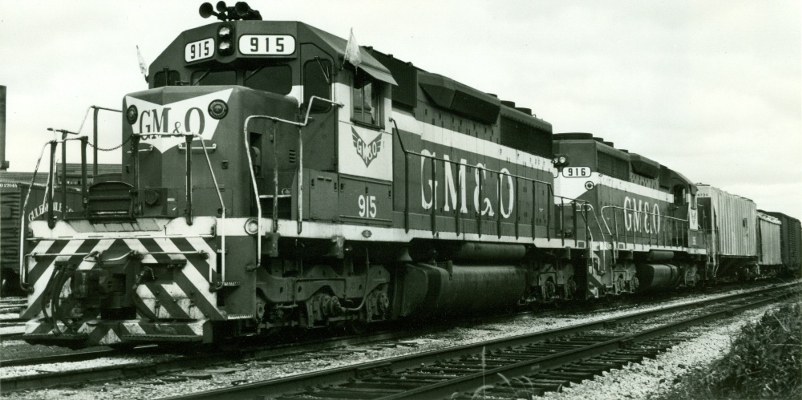 GM&O SD40s  Bloomington IL