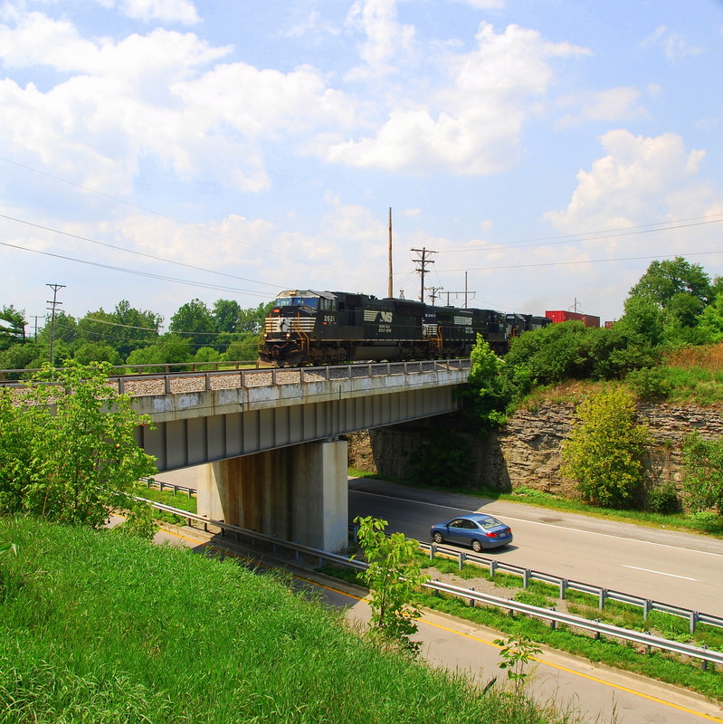 Golf or Trains