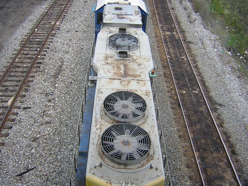 GP38-2