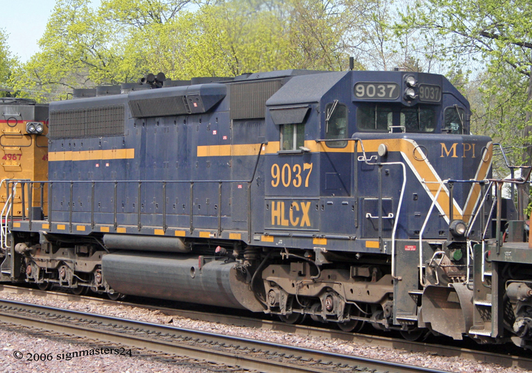 HLCX #9037 SD40M-2, Rochelle, IL 2006