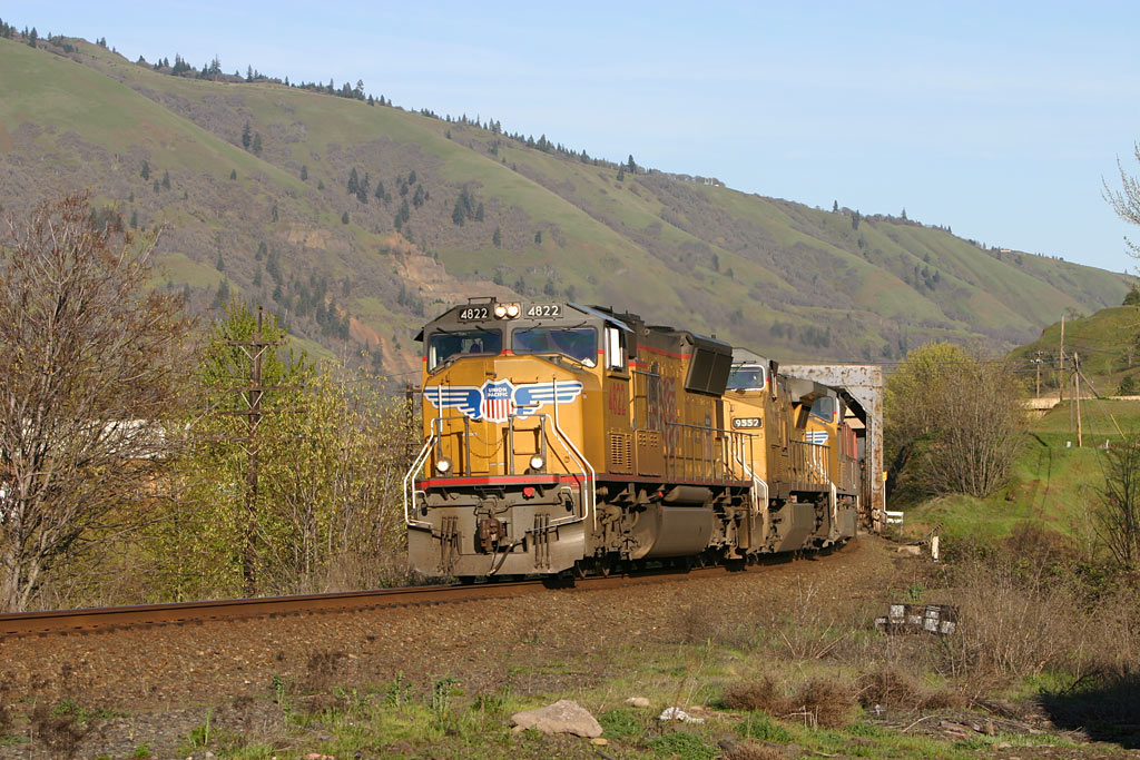 Into Hood River