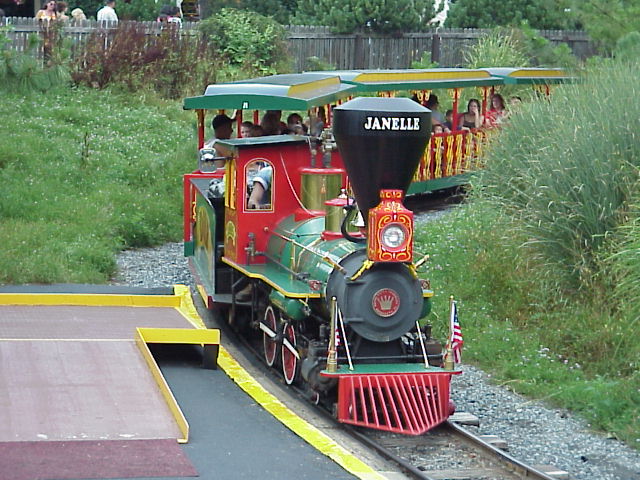 Janelle-Dry Gulch RR, Hershey Park