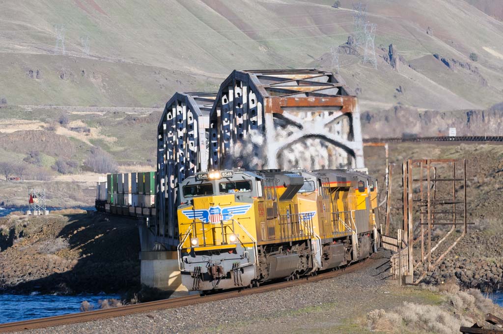 John Day Crossing