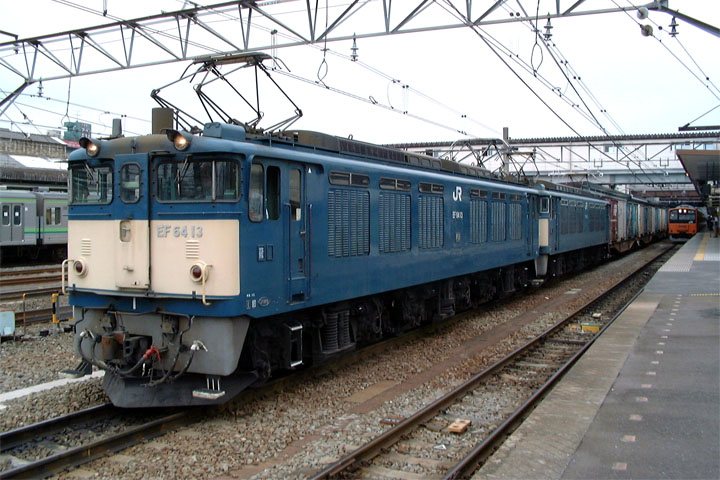 JRF EF64 at Hachioji