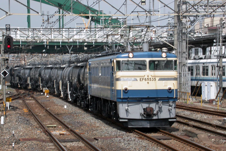 JRF EF65 at Omiya