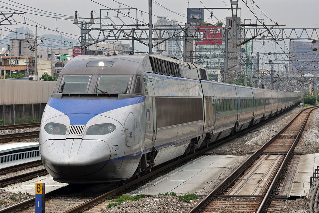 KORAIL series KTX on Gyeongbu line
