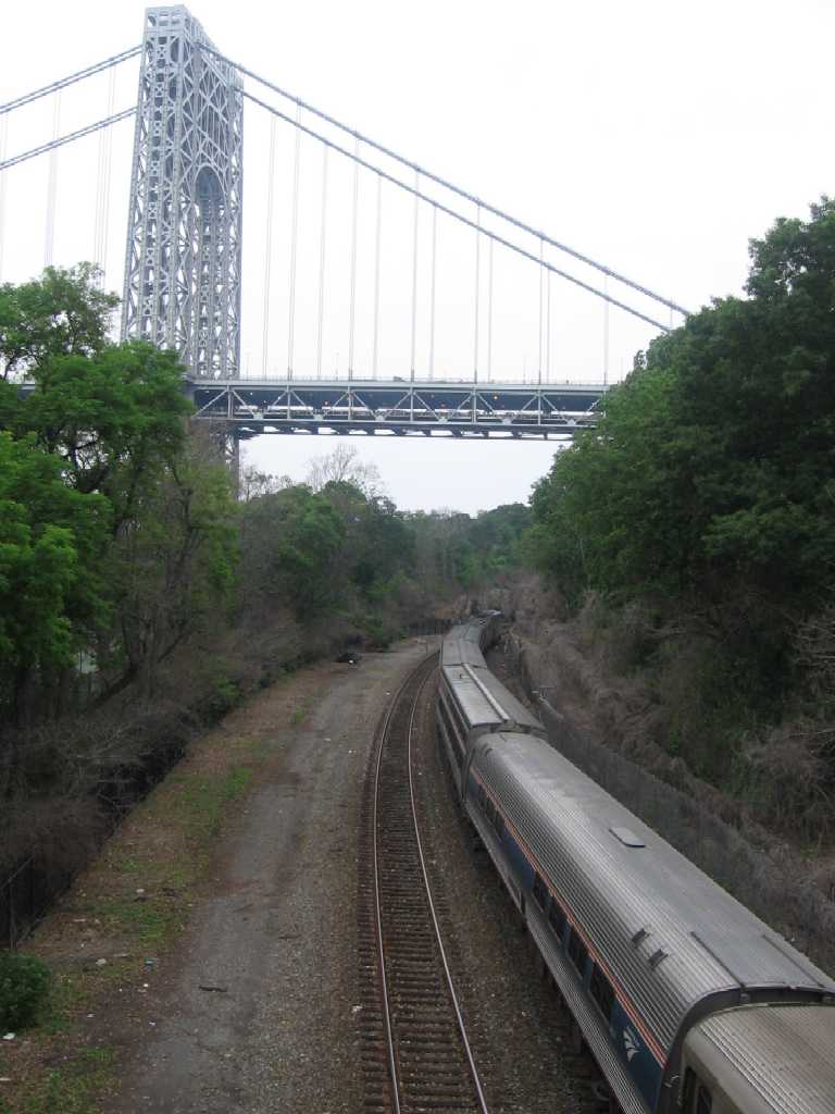 Lakeshore Limited NB under GWB