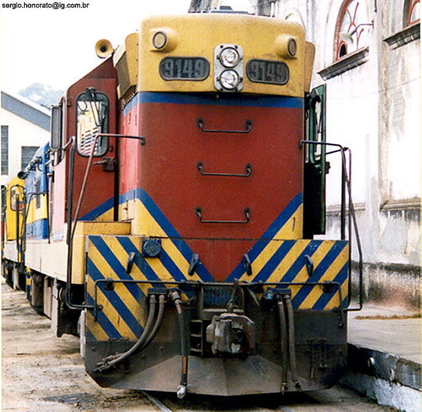 Locomotives in Mayrink 27