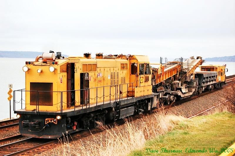 Loram ballast cleaner