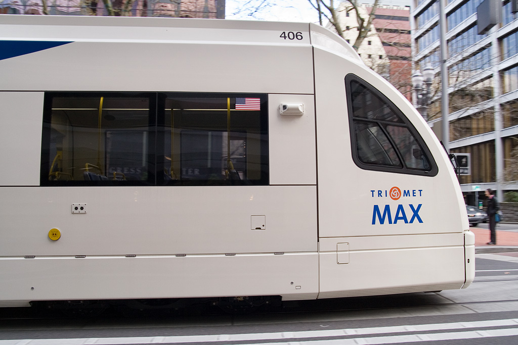 MAX 406