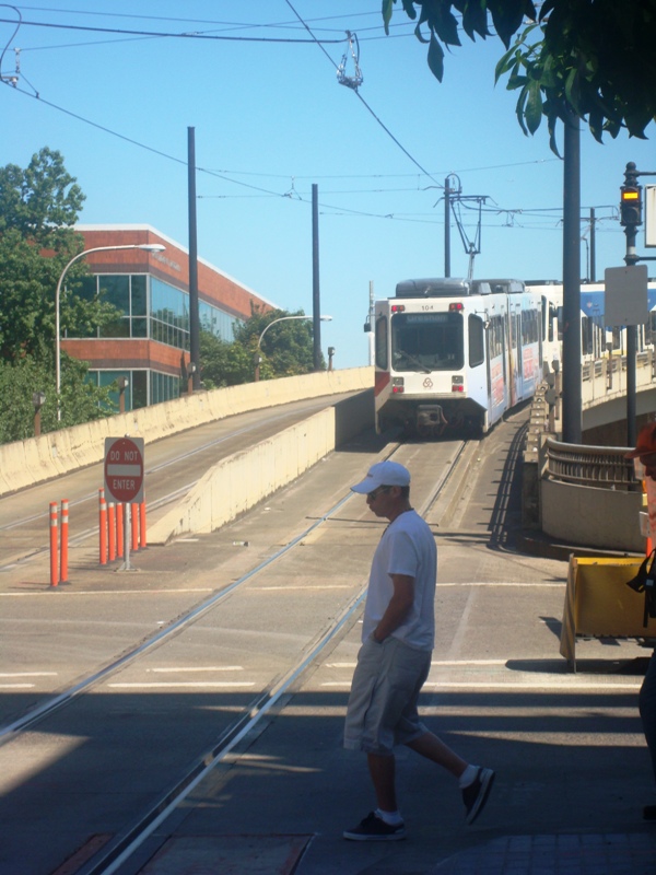 MAX Red Line