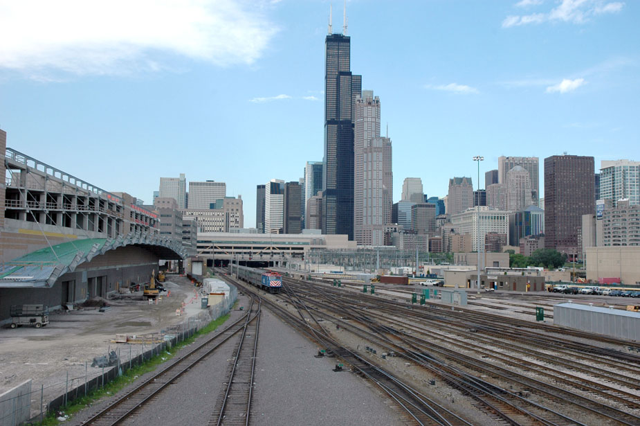 Metra Leaving CUS