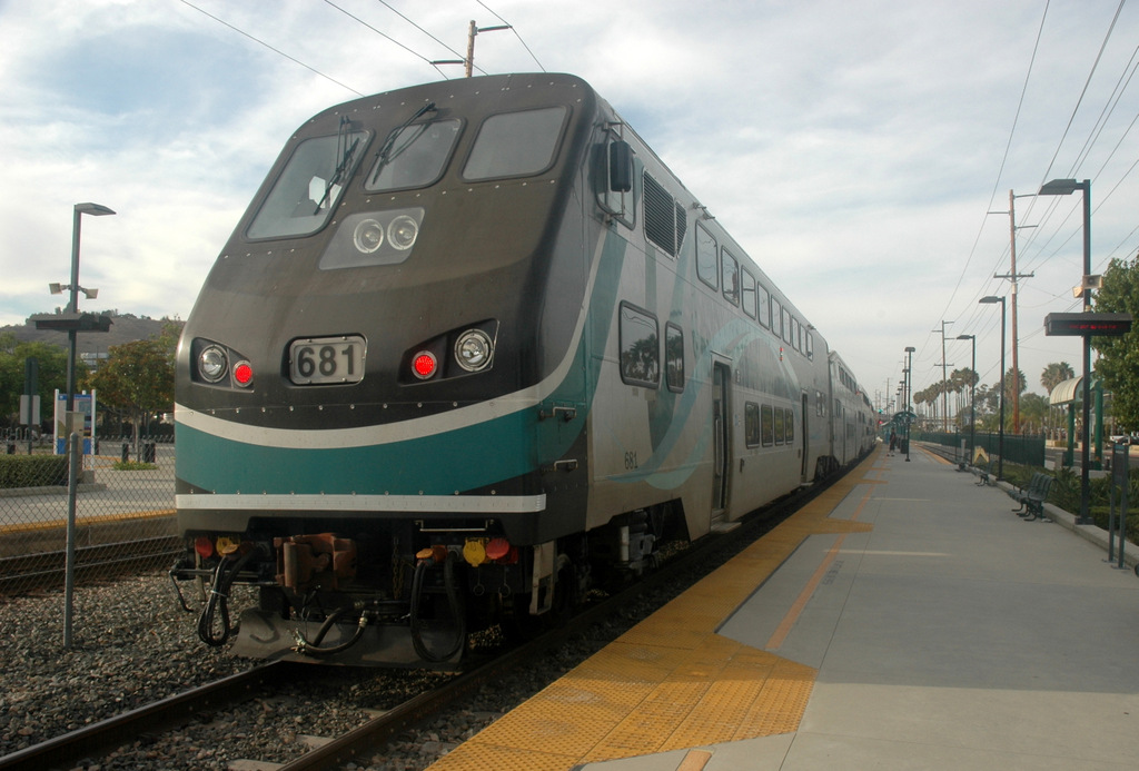 Metrolink Train # 808 at Laguna-Niguel Station