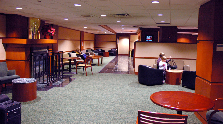 Metropolitan Lounge - CUS