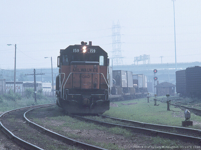 Milwaukee Roads' Extra 159 West