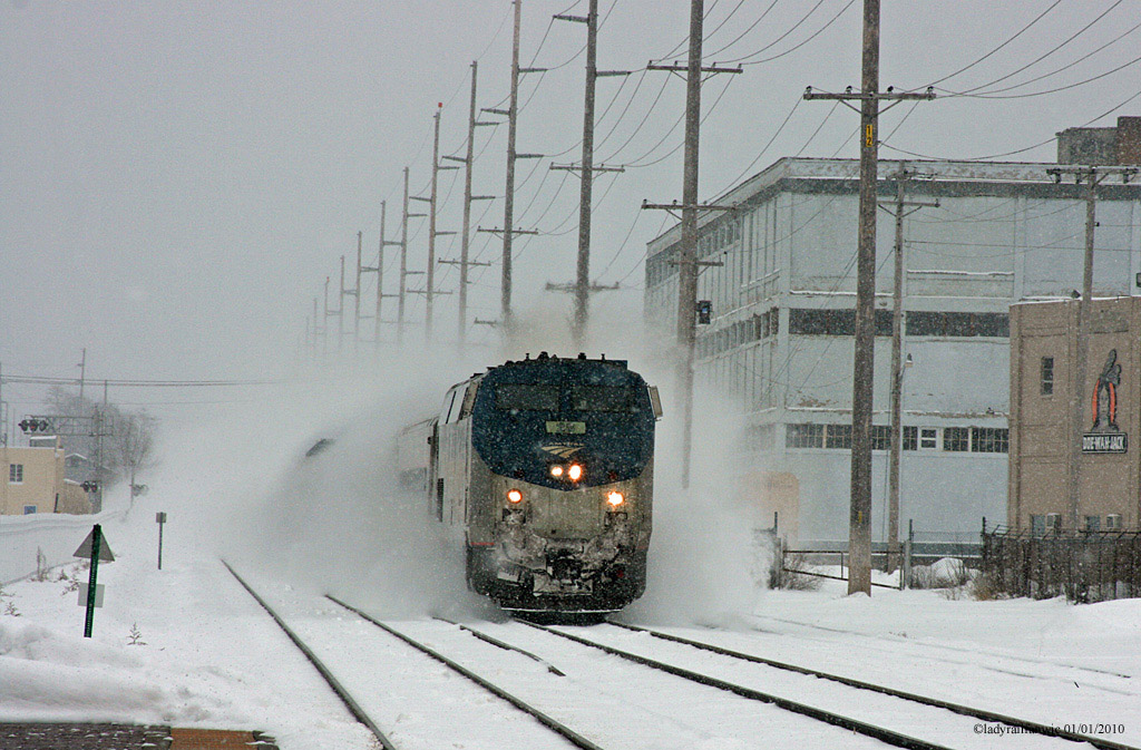 movimg throu snow