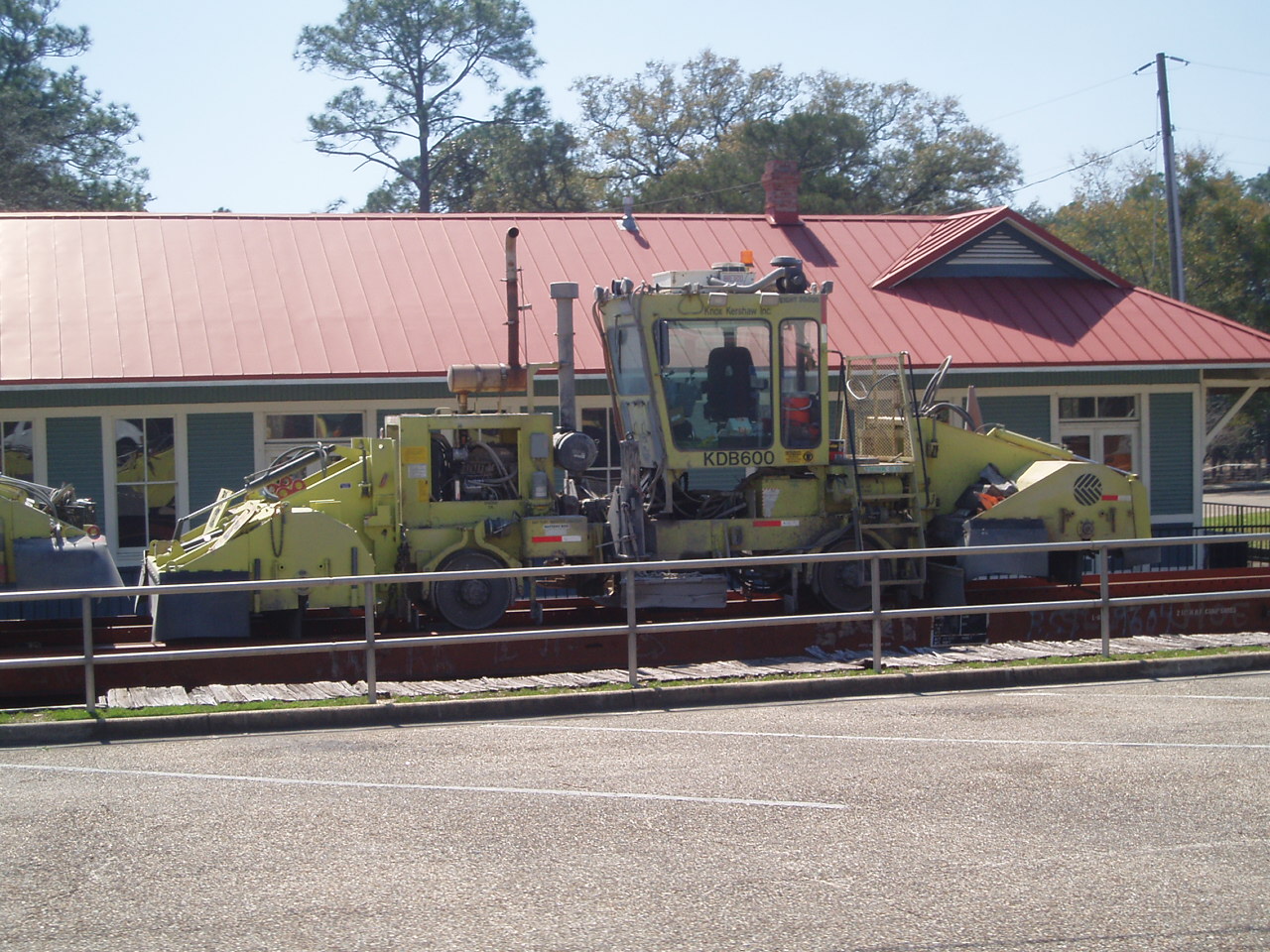 mow in DeFuniak Springs FL.