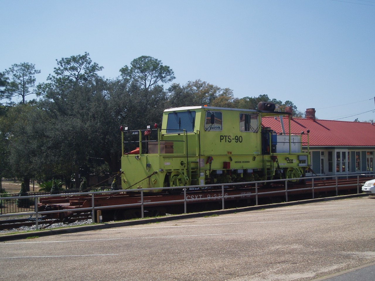 mow in DeFuniak Springs FL.