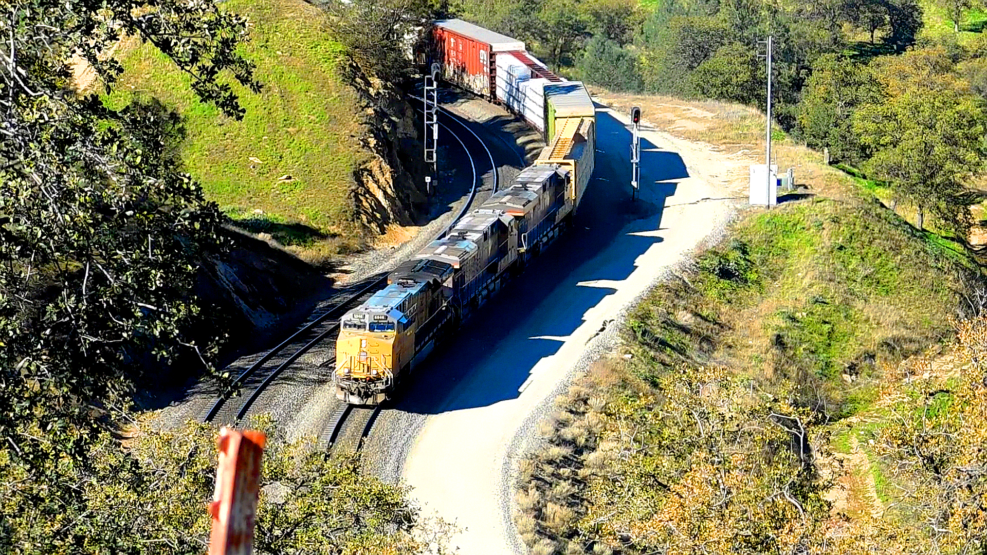 near tunnel 10