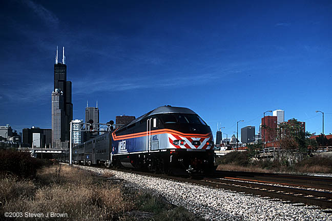 New Metra MP36 on the Rock