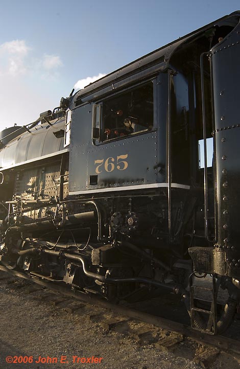 NKP 765