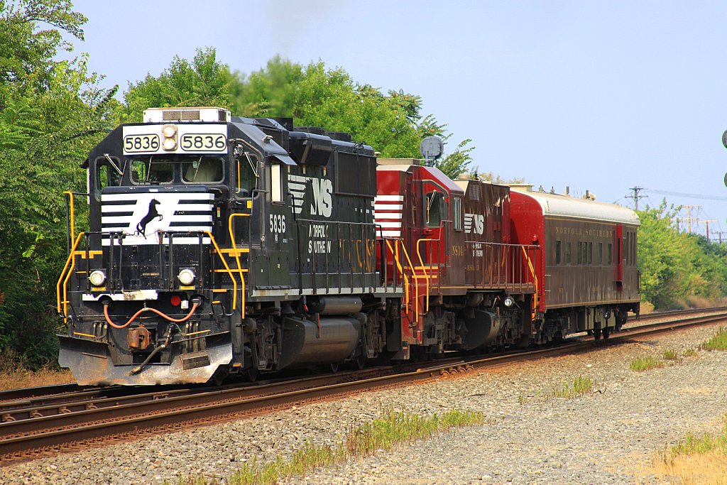 NS 5836 GEO TRAIN