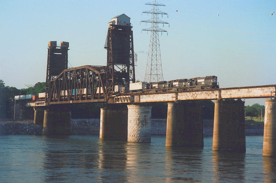NS 6580 Chickamauga Dam, Tn