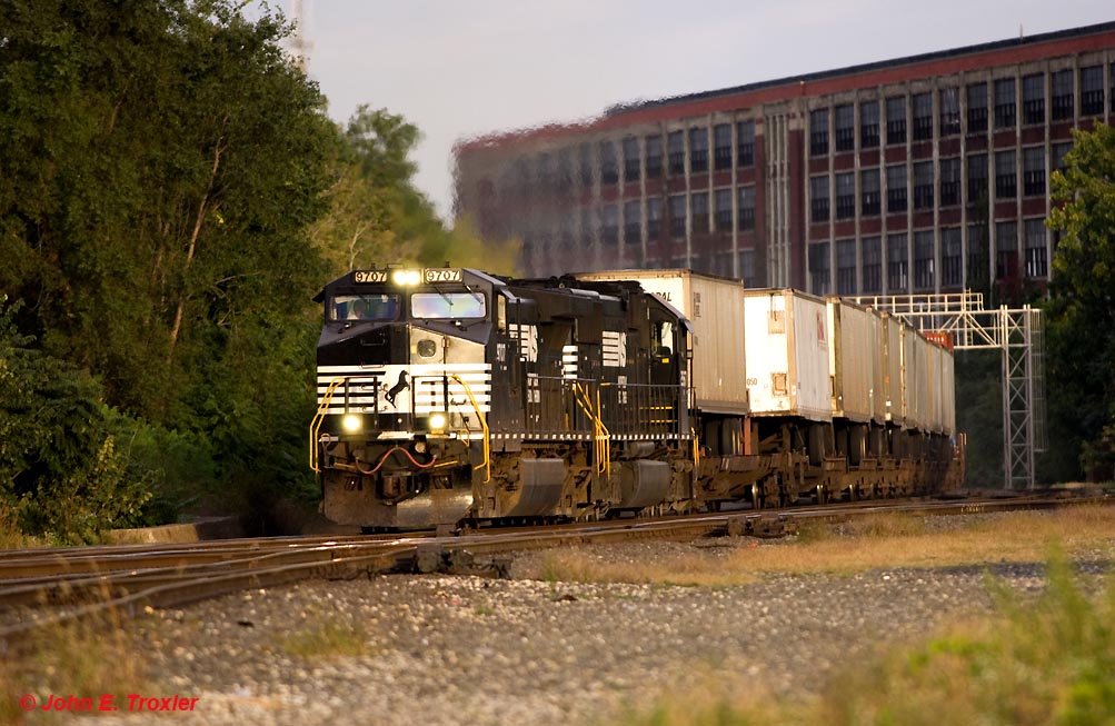 NS WB