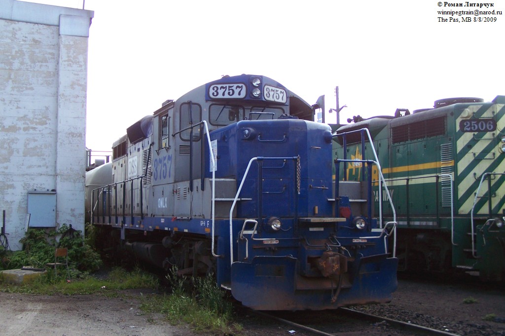 OMLX 3757 ex-SP GP9