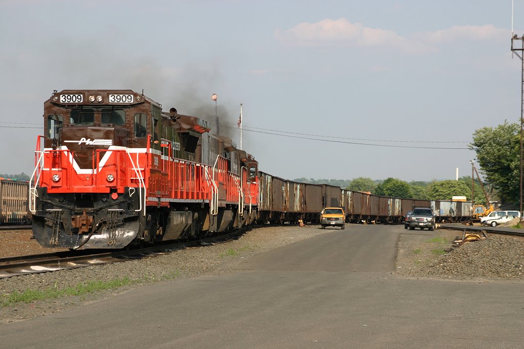 P&W Coal train at West Springfield