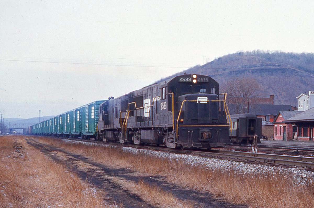 Penn-Centtral 2539