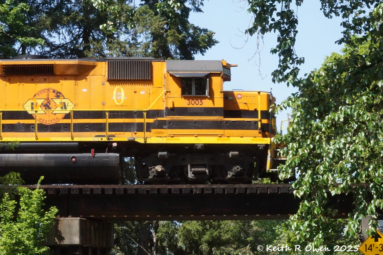 PNWR 3005 (GP39-2)