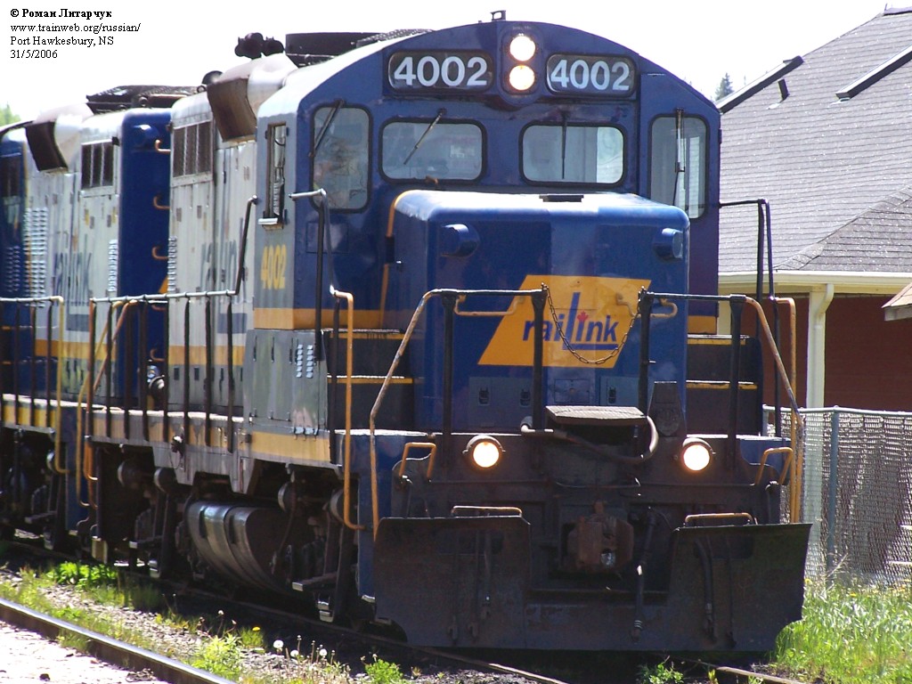 Railink 4002 (GP9-4)