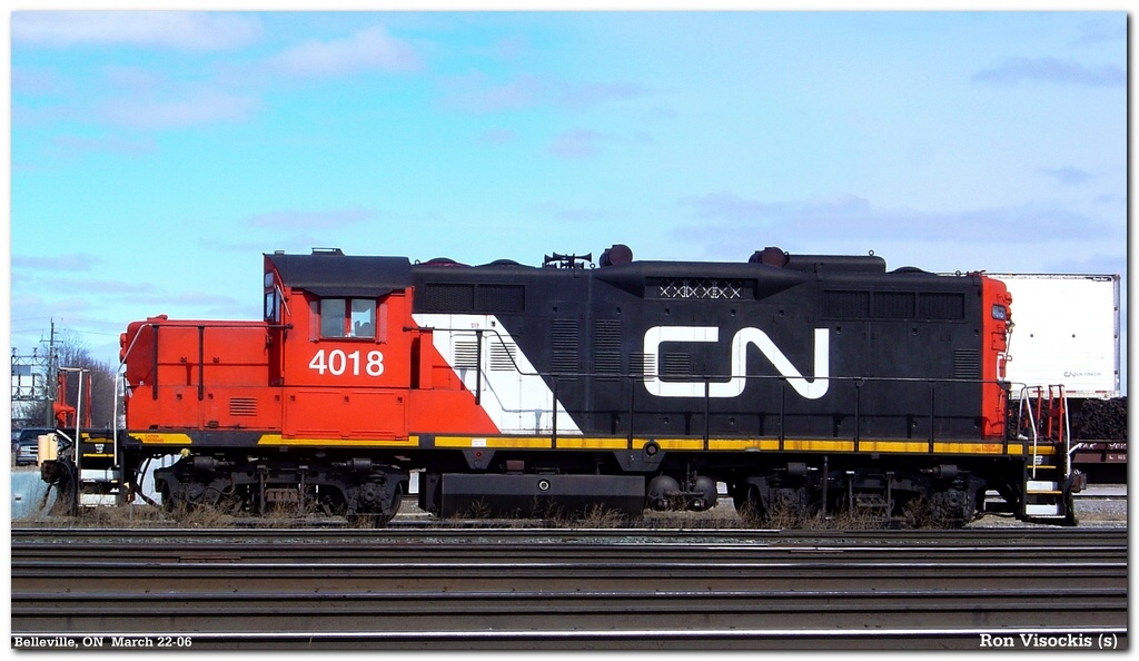 Repainted GP9