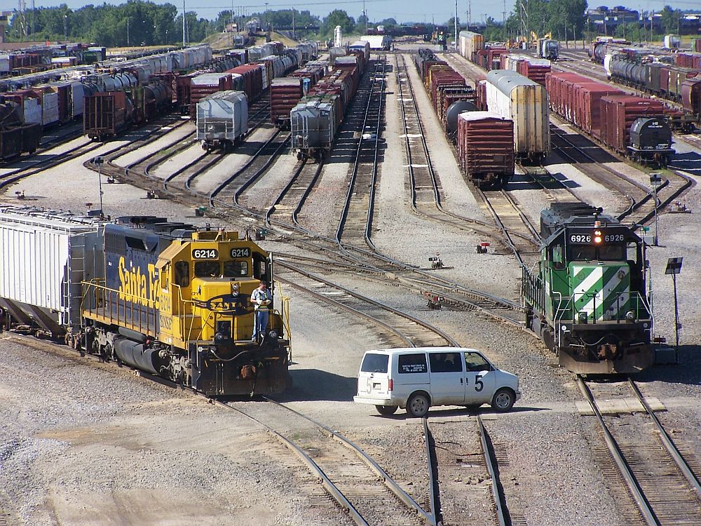 Santa Fe SD39 6214 at Galesburg