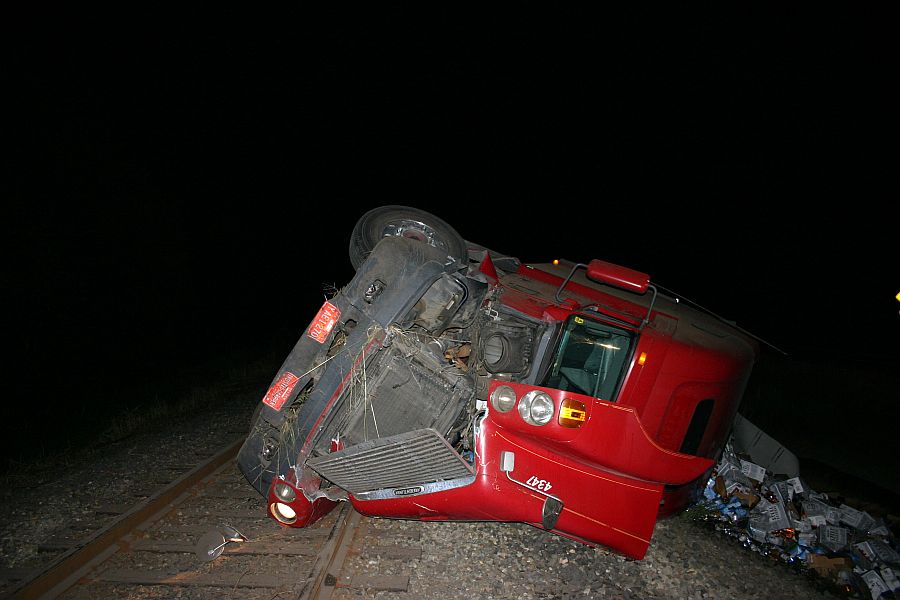 Semi truck accident closes PSAP main line