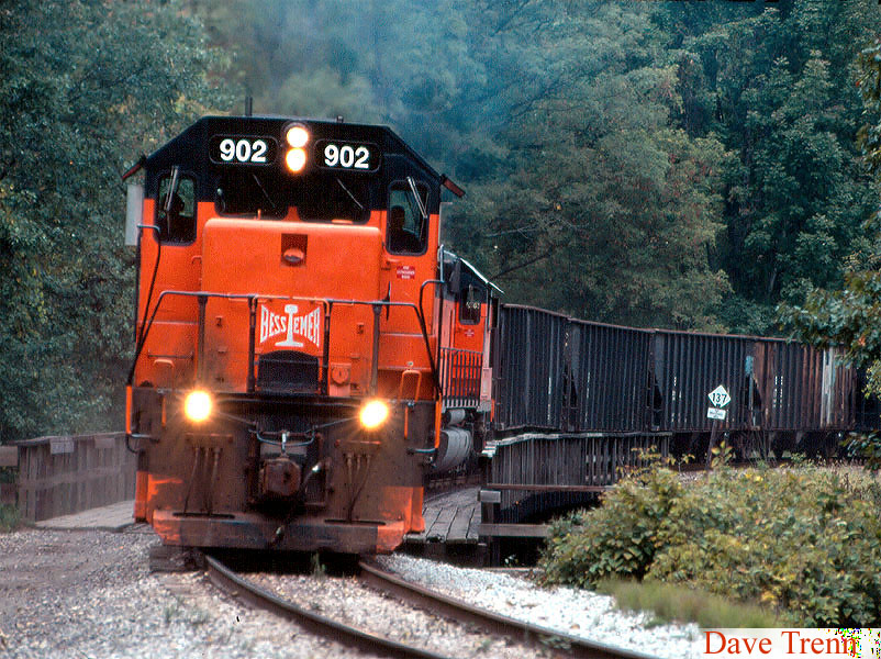 Southbound B&LE #902