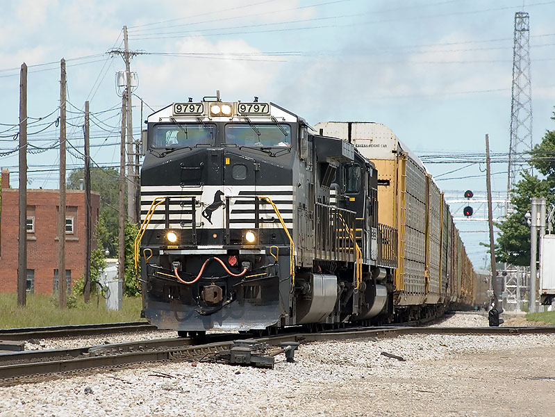 Southbound NS Autorack Train