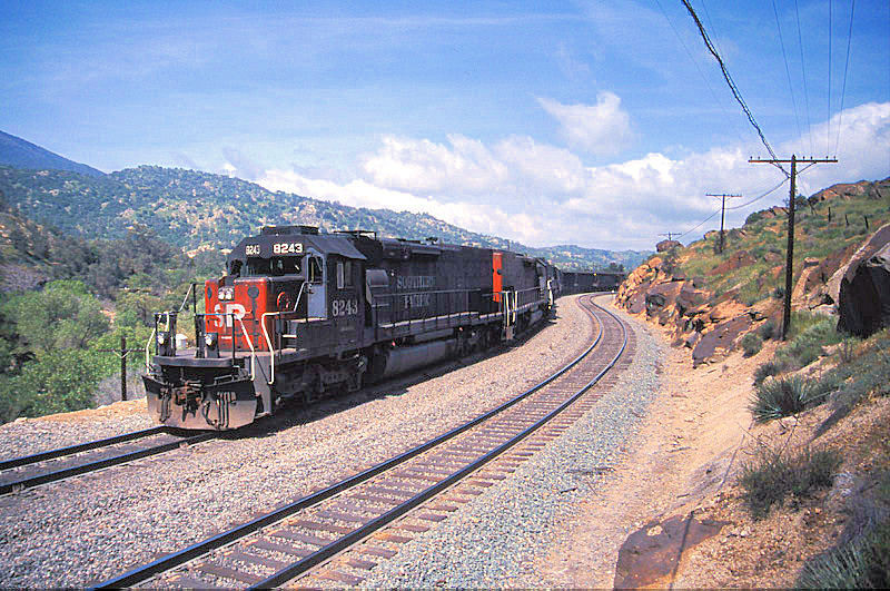 SP Tunnel Motors Through Woodford