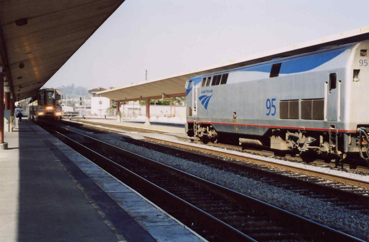 Surfliner meets Sunset