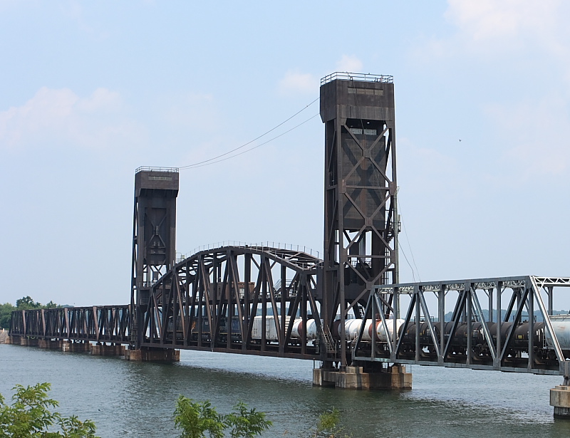 Tennessee River Crossing
