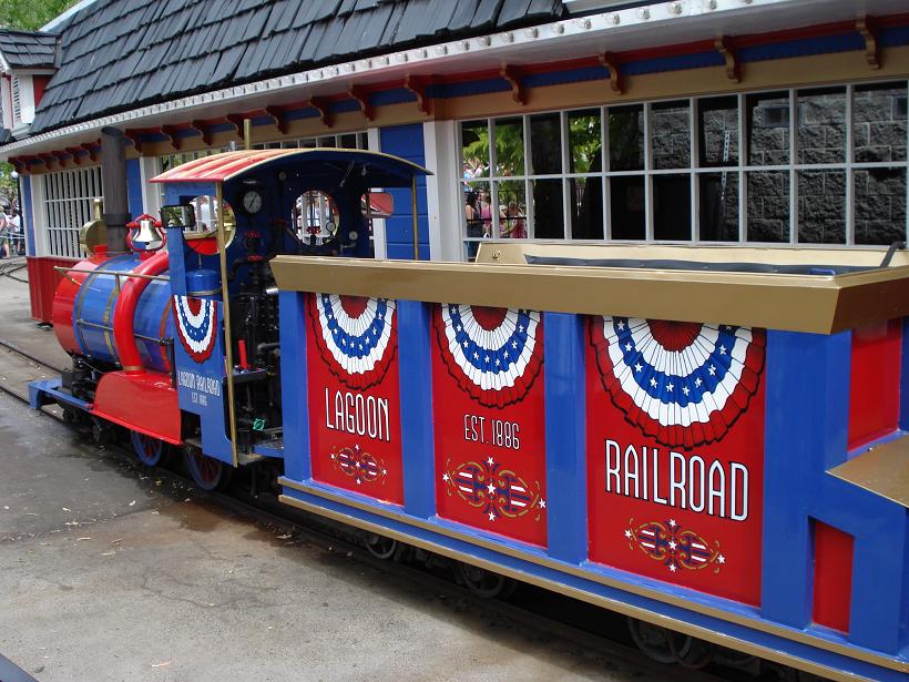 The Wild Kingdom Train - Houston