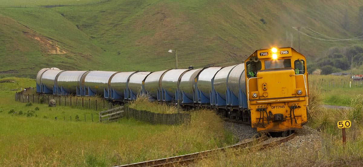 Train 543