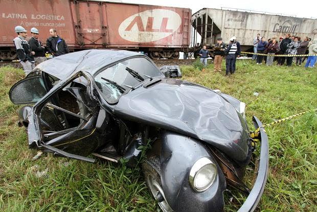 Train X Car