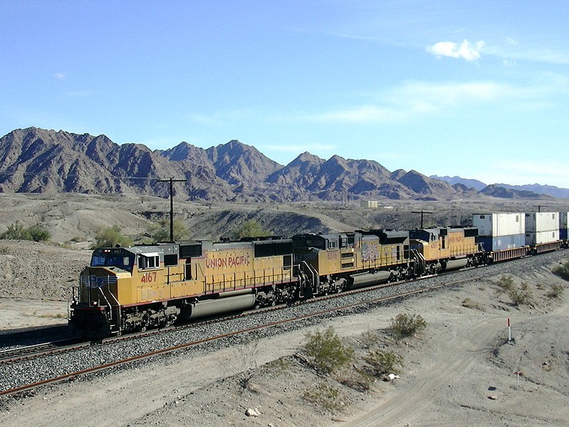 UP 4167 East