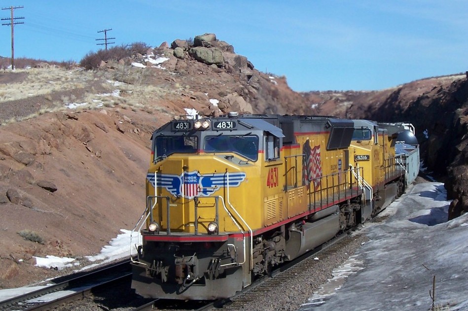 UP 4831
