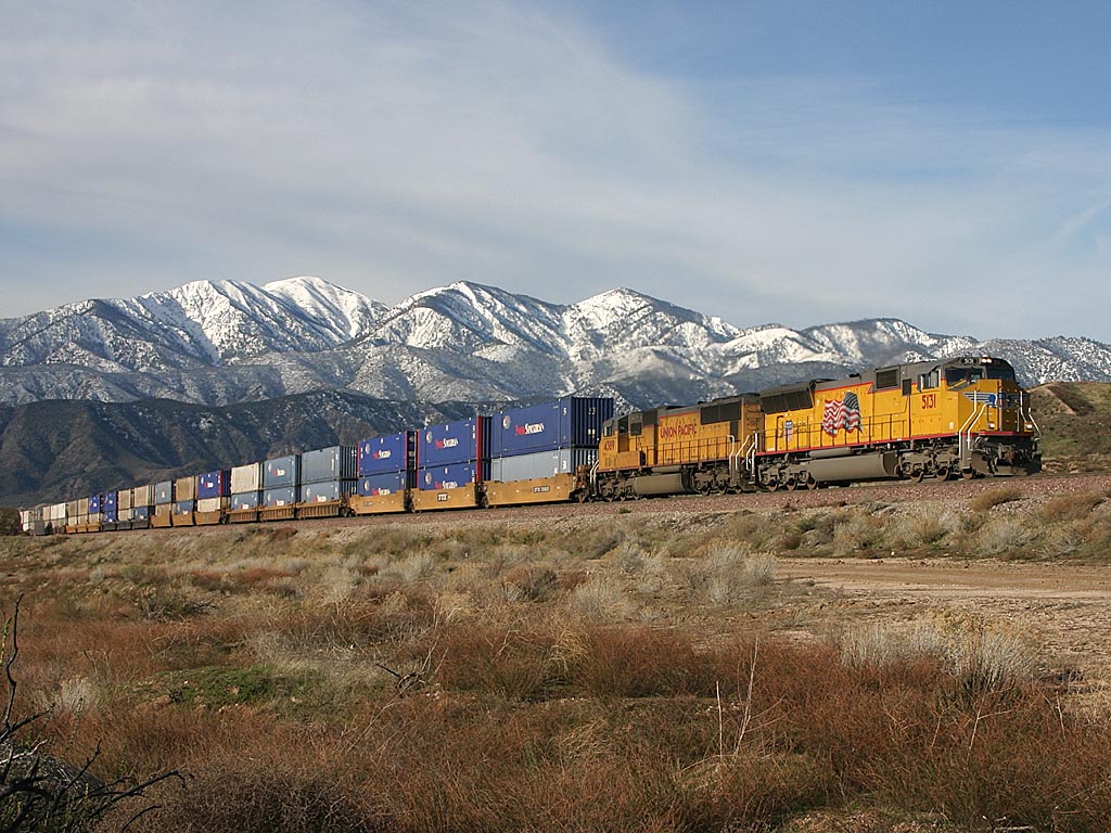 UP 5131 in Cajon