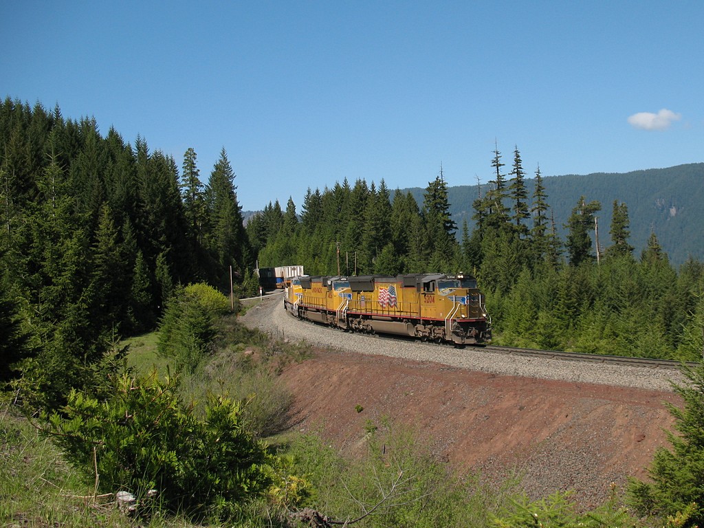 UP 5204