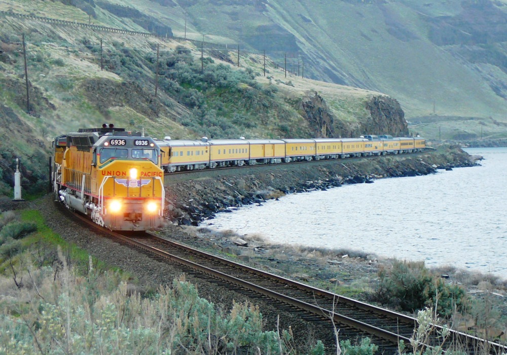 UP 6936 on the Washy