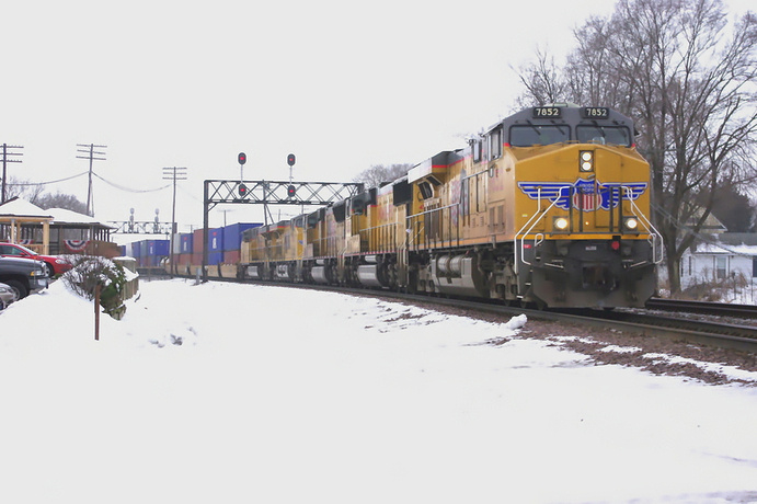 UP 7852